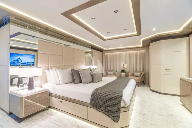 Charter Yacht BOA VIDA - Ocean Alexander 35R - 5 Cabins - Nassau - Exumas - Bahamas