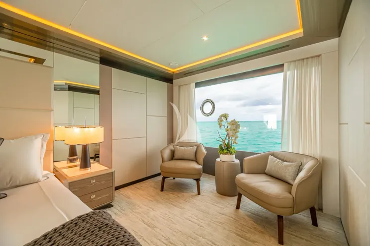 Charter Yacht BOA VIDA - Ocean Alexander 35R - 5 Cabins - Nassau - Exumas - Bahamas