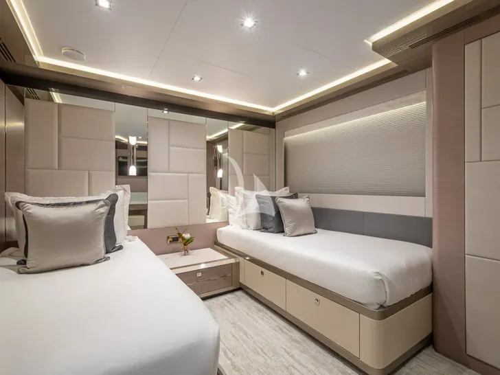 BOA VIDA Ocean Alexander 35R - twin cabin 2 BOA VIDA Ocean Alexander 35R - twin cabin 2