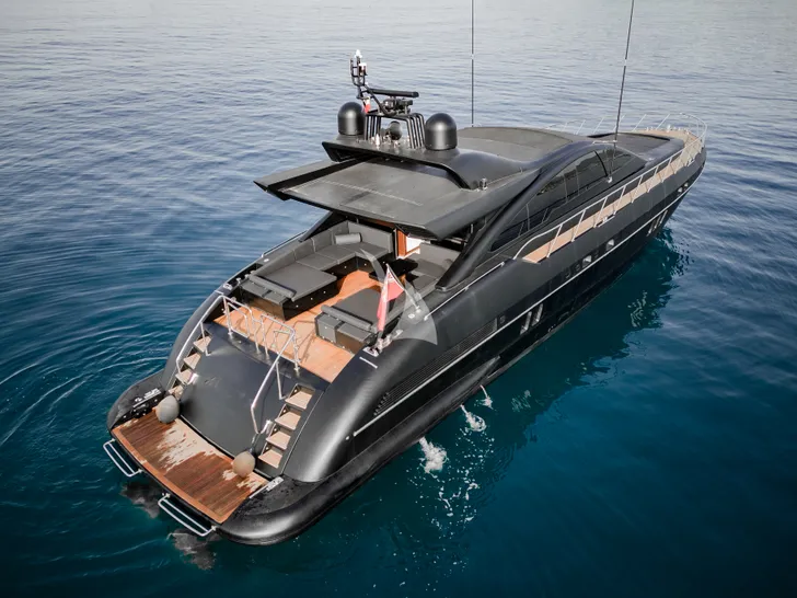 BOBY Mangusta 80 - side stern view BOBY Mangusta 80 - side stern view