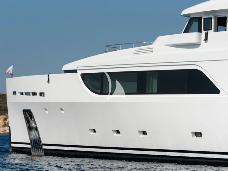 BOJI Codecasa 43 bow BOJI Codecasa 43 bow