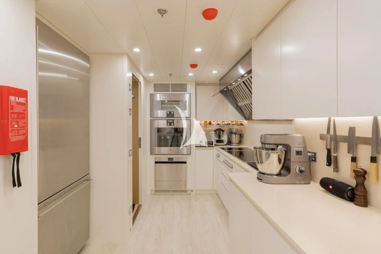 Charter Yacht BOJI - Codecasa 43 - 5 Cabins - Athens - Mykonos - Paros - Cyclades - Greece