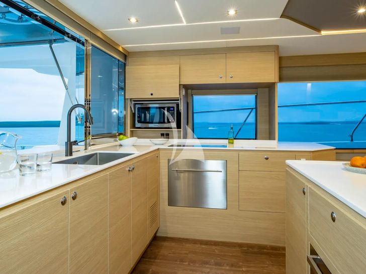 BOLUBO II Aquila 54 Power Catamaran - galley BOLUBO II Aquila 54 Power Catamaran - galley