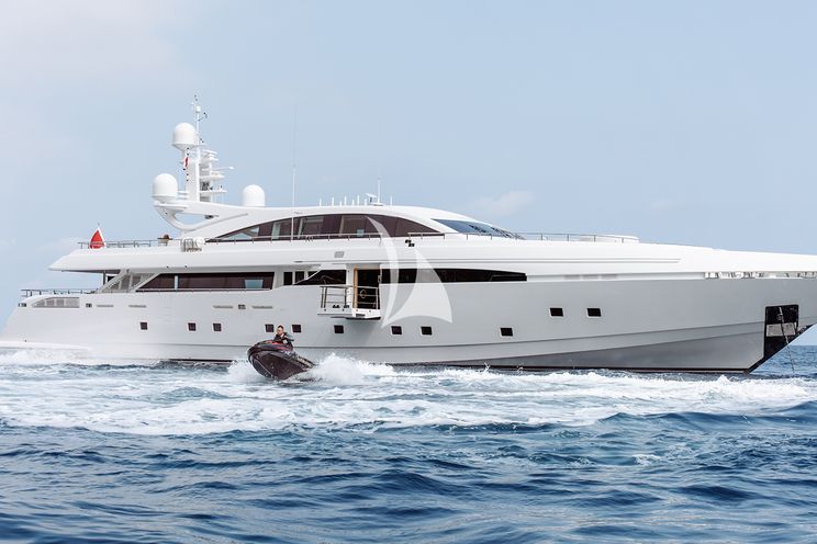 Charter Yacht BON VIVANT - Codecasa 50m - 6 Cabins - Monaco - Cannes - St Tropez