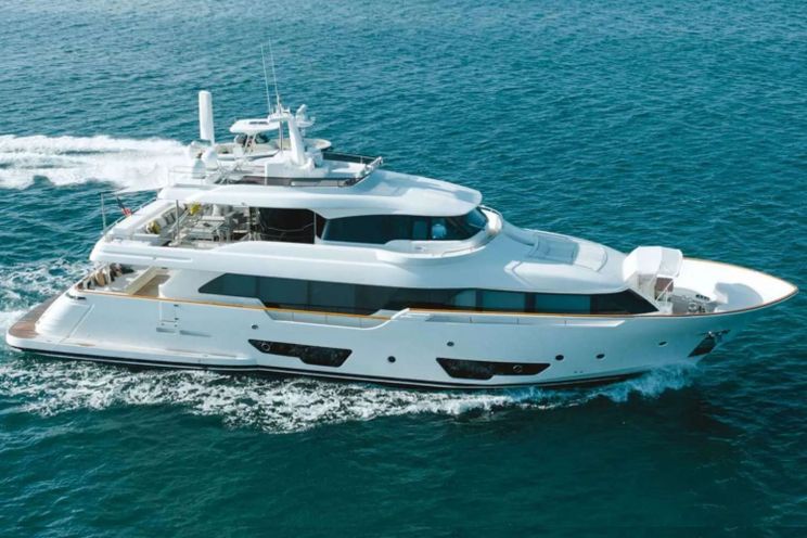 Charter Yacht BONUS ROUND - Ferretti Custom Line Navetta 28 - 5 Cabins - Nassau - Exumas - Bahamas