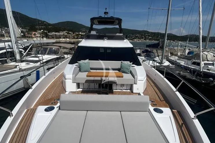 Charter Yacht BREEZE - Ferretti 720 - 4 Cabins - St Tropez - Cannes - Nice - Monaco - Antibes - French Riviera
