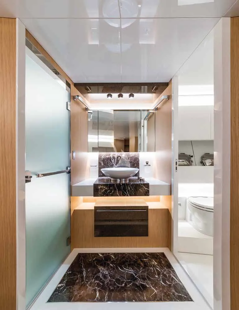 BOOM SHAKALAKA Arcadia A85 - VIP cabin bathroom