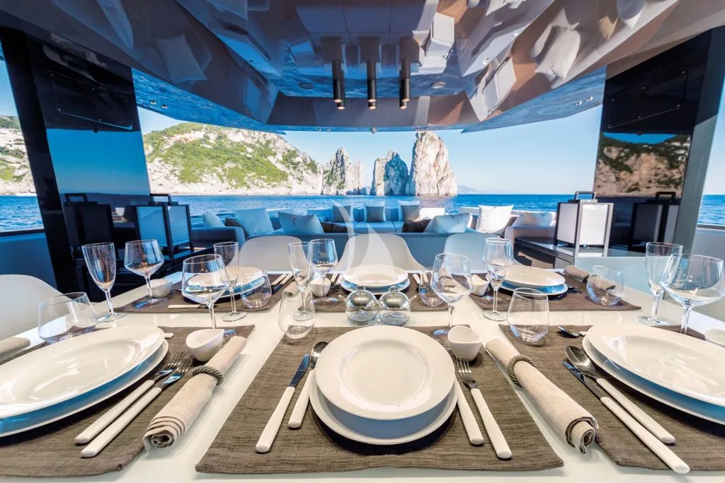 BOOM SHAKALAKA Arcadia A85 - main dining area