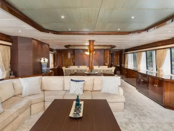 BLUE SYMPHONIE Moonen 37m - saloon BLUE SYMPHONIE Moonen 37m - saloon