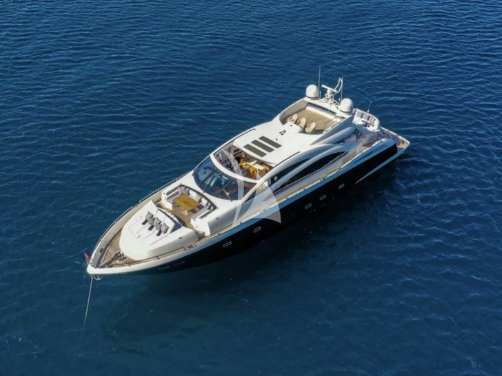 BST SUNRISE Sunseeker Predator 84 - aerial shot BST SUNRISE Sunseeker Predator 84 - aerial shot