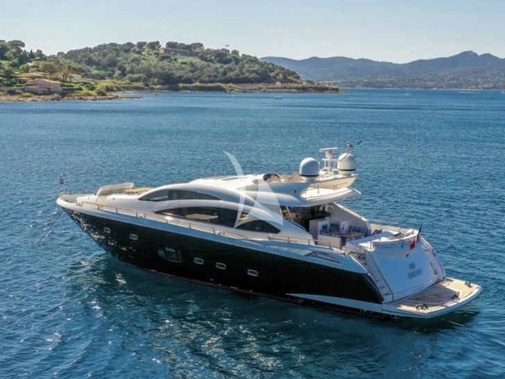 BST SUNRISE Sunseeker Predator 84 - anchored BST SUNRISE Sunseeker Predator 84 - anchored