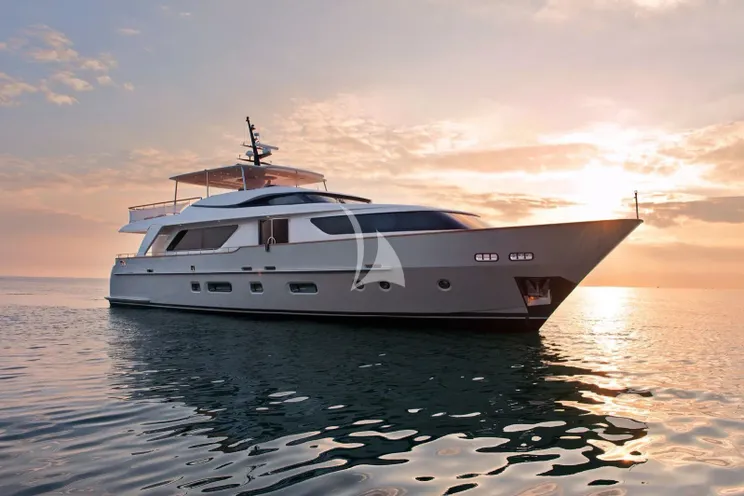 Charter Yacht BST SUNRISE II - Sanlorenzo SD92 - 5 Cabins - St Tropez - Nice - Antibes - Cannes - French Riviera - Monaco