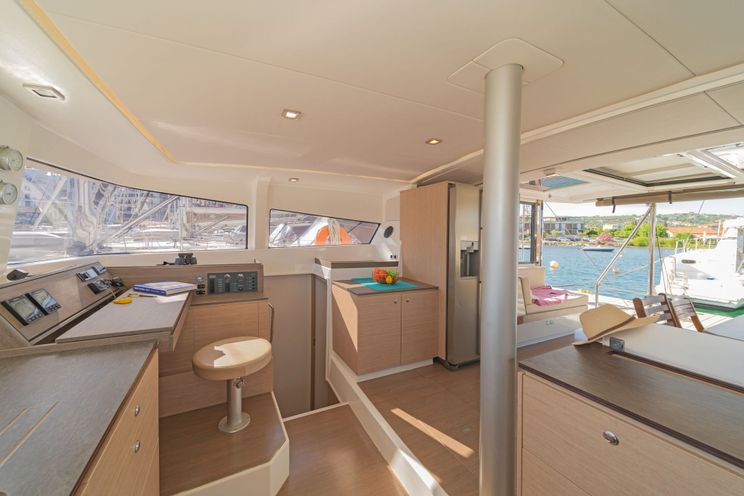 Charter Yacht BALI 4.3 - 6 Cabins(4 Double + 2 Single)- 2020 - Athens - Lefkas - Preveza