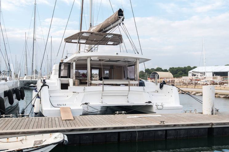 Charter Yacht BALI 5.4 - 6 Cabins(5 Double + 1 Twin Bunk + 2 Single Forepeak)- 2019 - Split - Hvar - Dubrovnik