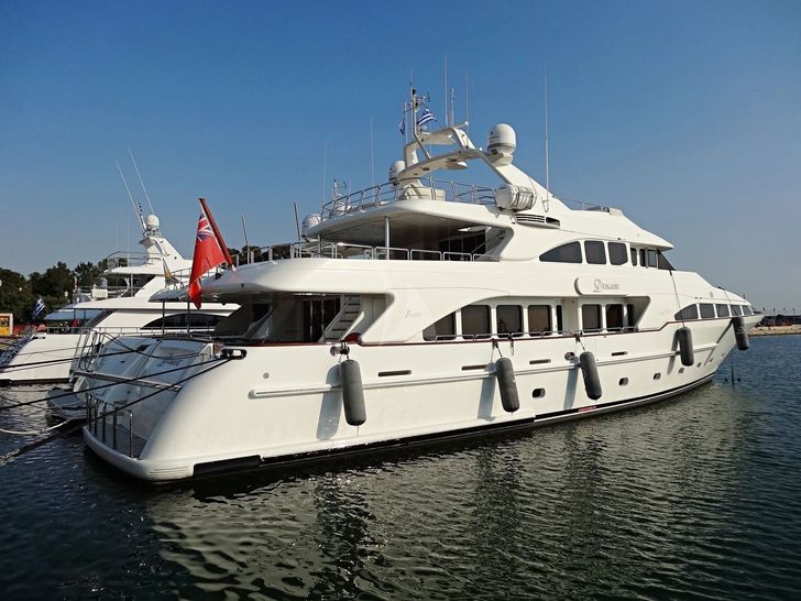 Benetti 35m Yacht OAK