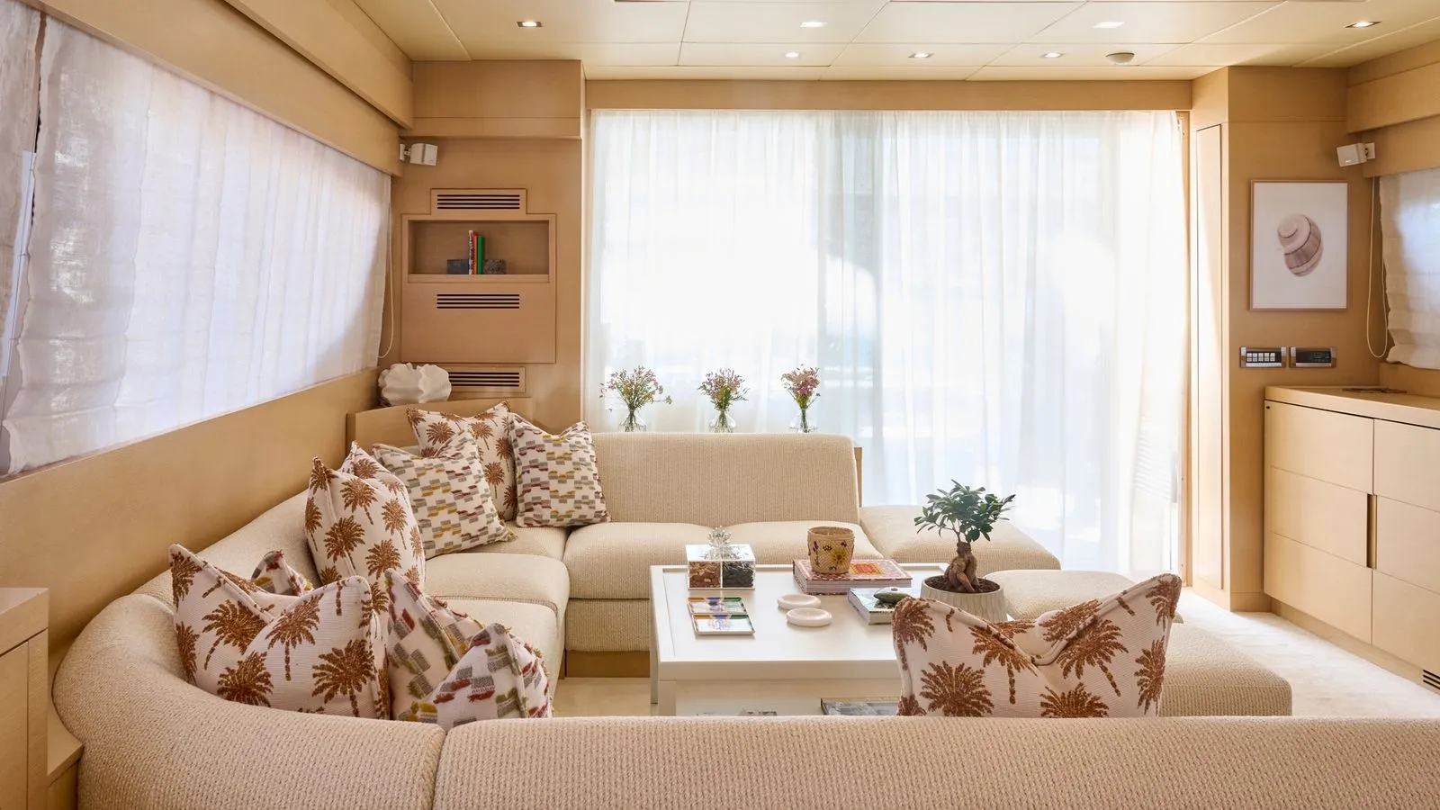 Charter Yacht SEAS THE DAY - Posillipo Technema 85 - 4 Cabins - Athens - Mykonos - Paros - Cyclades - Greece