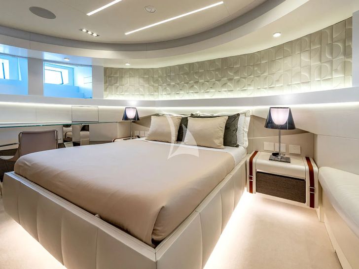 CABO Persing 140 - VIP cabin 1 CABO Persing 140 - VIP cabin 1