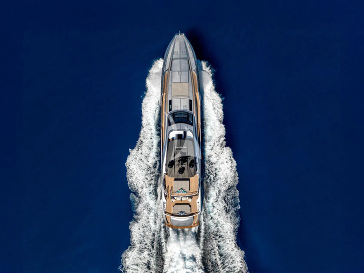 CABO Persing 140 - top shot cruising CABO Persing 140 - top shot cruising