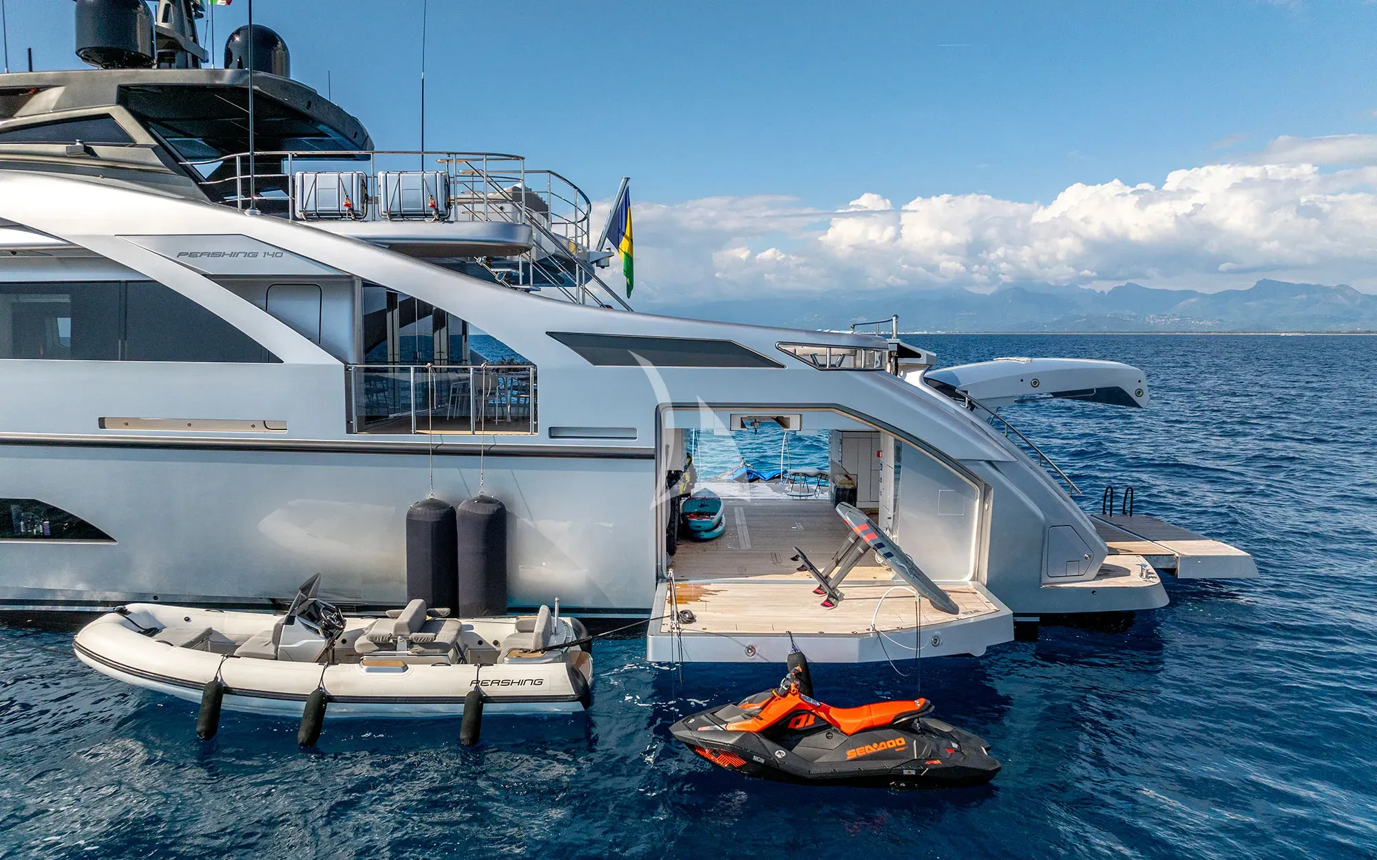 CABO Persing 140 - water toys