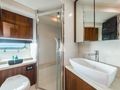 CALA DI LUNA Sunseeker Manhattan 74 - VIP cabin bathroom CALA DI LUNA Sunseeker Manhattan 74 - VIP cabin bathroom