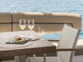 CALA DI LUNA Sunseeker Manhattan 74 - wine party CALA DI LUNA Sunseeker Manhattan 74 - wine party