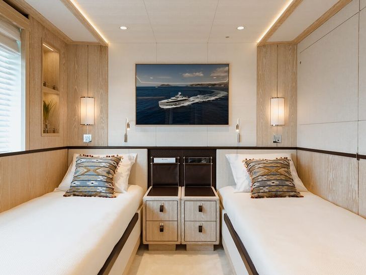 CALYPSO I Mulder 36m lower deck cabin CALYPSO I Mulder 36m lower deck cabin