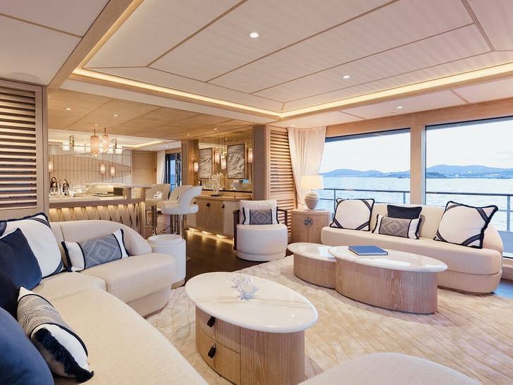 CALYPSO I Mulder 36m main deck saloon looking forward CALYPSO I Mulder 36m main deck saloon looking forward