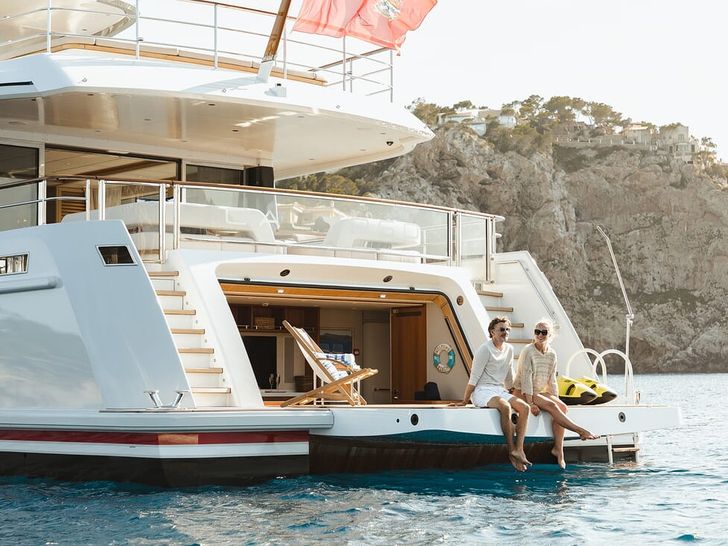 CALYPSO I Mulder 36m swim platform CALYPSO I Mulder 36m swim platform
