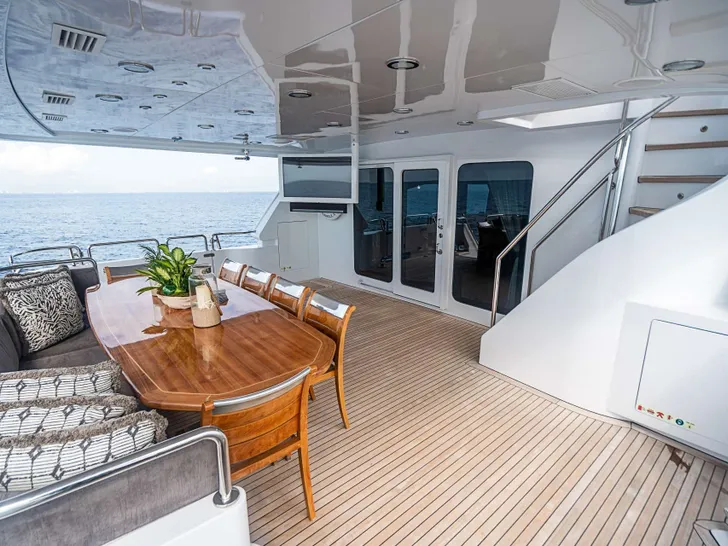 CAMILLE Broward 124 Aft Deck Dining