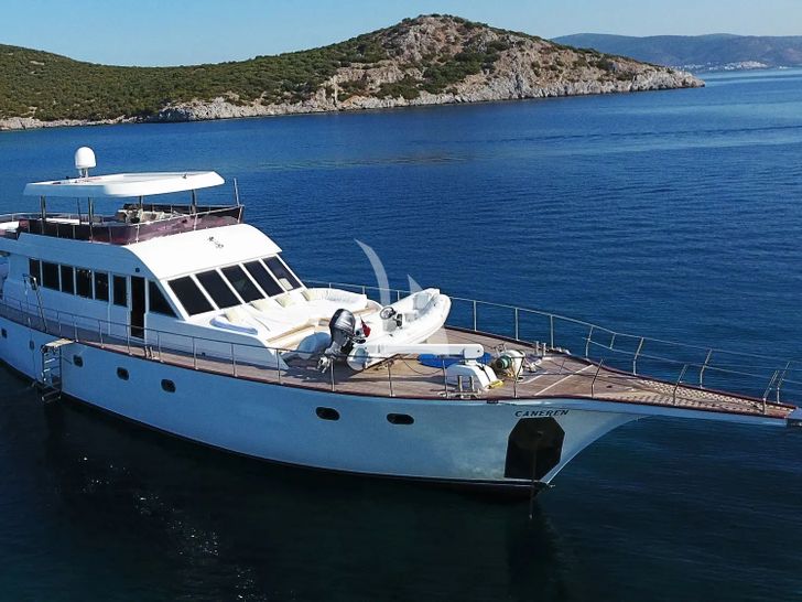 CANEREN Mengi Yay 27m - anchored CANEREN Mengi Yay 27m - anchored
