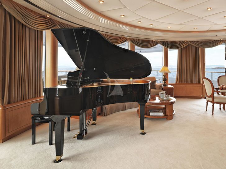 CAPRI Lurssen Yacht Piano