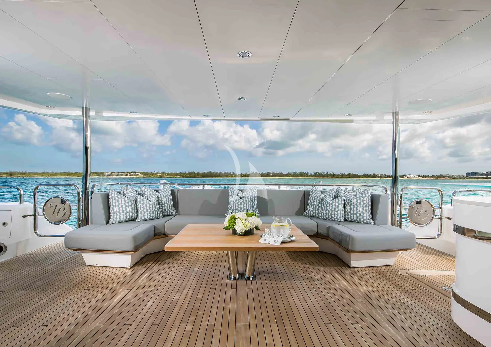 CAPTAIN MORGAN III Sunseeker 131 - aft deck
