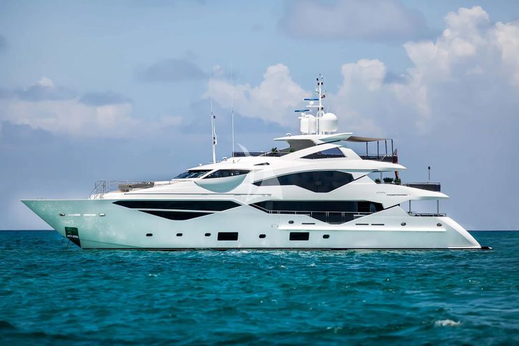 Charter Yacht CAPTAIN MORGAN III - Sunseeker 131 - 5 Cabins - Golfe Juan - Cannes - Monaco - St Tropez - Nice - Antibes - The French Riviera