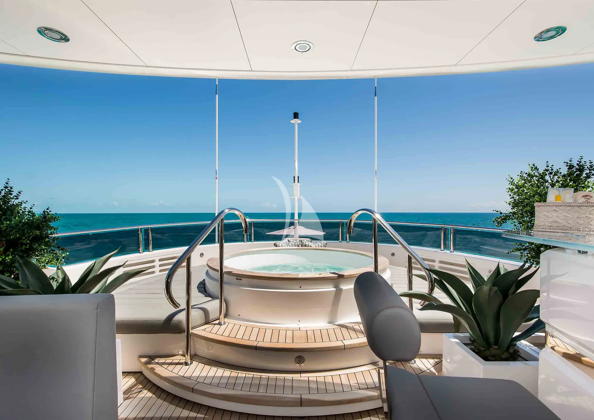 CAPTAIN MORGAN III Sunseeker 131 - sundeck jacuzzi