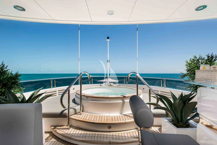 Charter Yacht CAPTAIN MORGAN III - Sunseeker 131 - 5 Cabins - Golfe Juan - Cannes - Monaco - St Tropez - Nice - Antibes - The French Riviera
