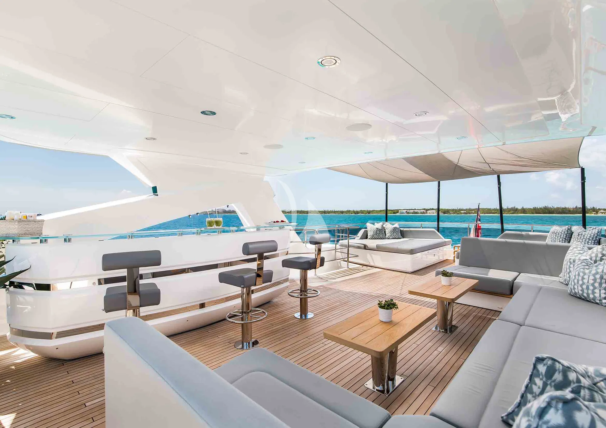 CAPTAIN MORGAN III Sunseeker 131 - sundeck