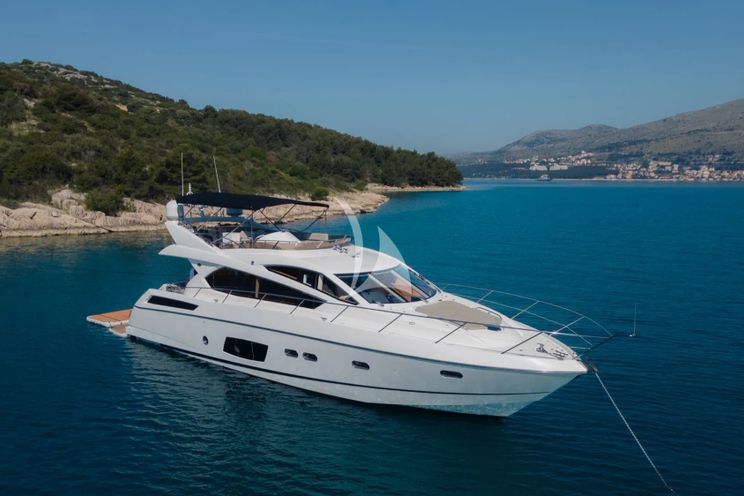Charter Yacht CARDANO - Sunseeker Manhattan 63 - 3 Cabins - Trogir - Split - Dubrovnik - Croatia
