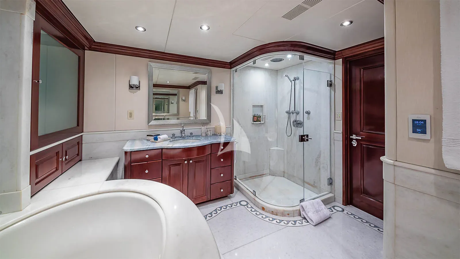 BLANCHE 161 Christensen 49m - 2nd master cabin bathroom