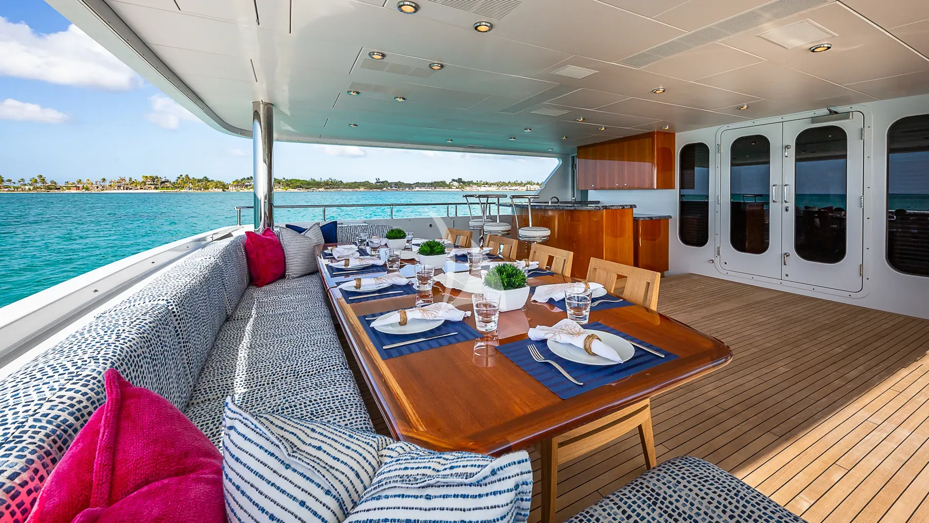 BLANCHE 161 Christensen 49m - main aft deck