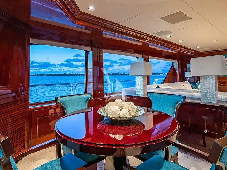 BLANCHE 161 Christensen 49m - sky lounge tea area BLANCHE 161 Christensen 49m - sky lounge tea area