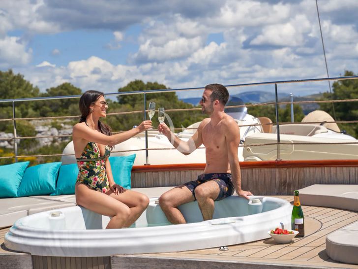 CASABLANCA Custom Yacht 61m - guests in the jacuzzi CASABLANCA Custom Yacht 61m - guests in the jacuzzi