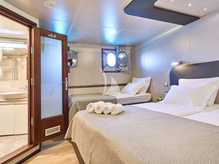CASABLANCA Custom Yacht 61m - triple cabin CASABLANCA Custom Yacht 61m - triple cabin