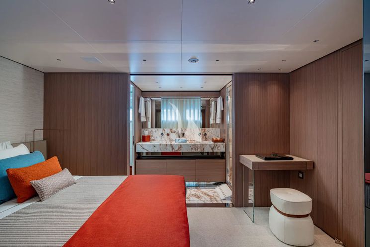 Charter Yacht CATCH ME - Sanlorenzo SL86A - 4 Cabins - Naples - Capri - Positano - Amalfi Coast - Italy