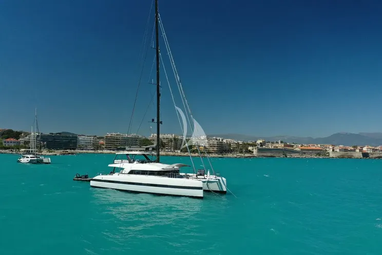 Charter Yacht CAT TUA - Lagoon Seventy 7 - 4 Cabins - St Martin - St Barths - Leewards - Windwards - Caribbean