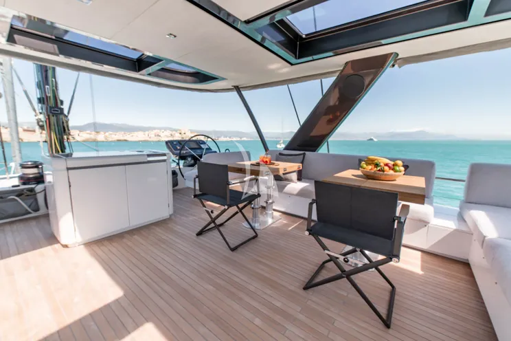 Charter Yacht CAT TUA - Lagoon Seventy 7 - 4 Cabins - St Martin - St Barths - Leewards - Windwards - Caribbean