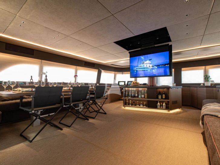 CAT TUA Lagoon Seventy 7 - saloon CAT TUA Lagoon Seventy 7 - saloon