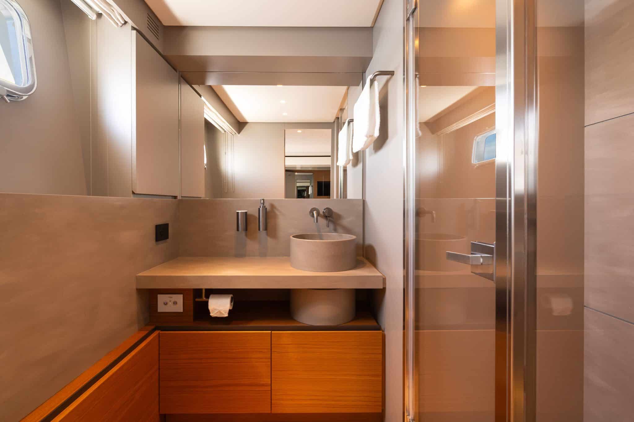 CC BLUEGAME 63 Ensuite