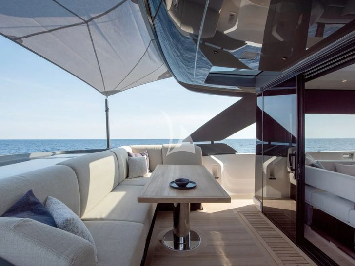 CC Bluegame BGX62 - aft deck CC Bluegame BGX62 - aft deck