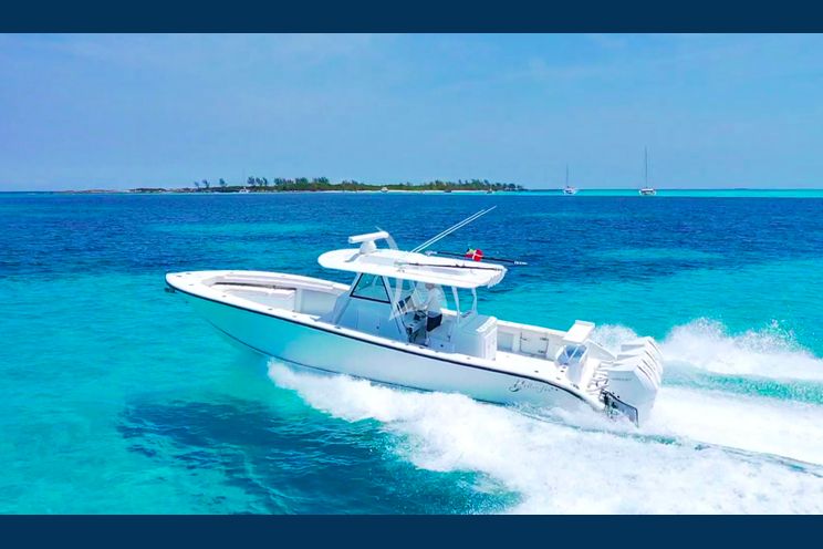 Charter Yacht C DAZE - San Lorenzo SL86 - 4 Cabins - Albany - Nassau - Exumas - Bahamas