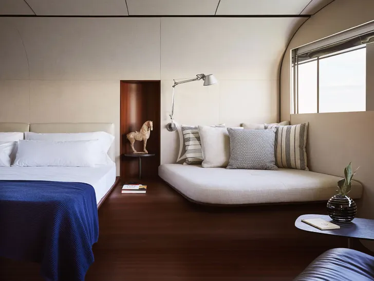 CECE Bluegame BGM75 - master cabin lounge CECE Bluegame BGM75 - master cabin lounge